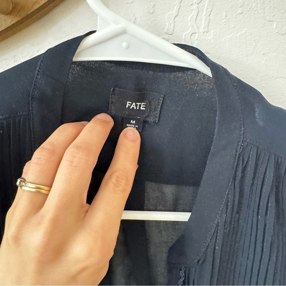 Fate Navy Blue Pleated Button Down Sleeveless Sheer Blouse M - Picture 5 of 8